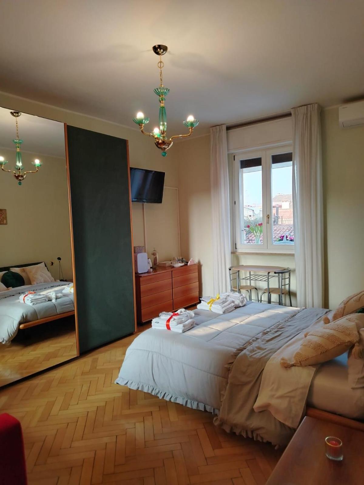 B&B Califano- 2 Leoni Verona Exterior photo